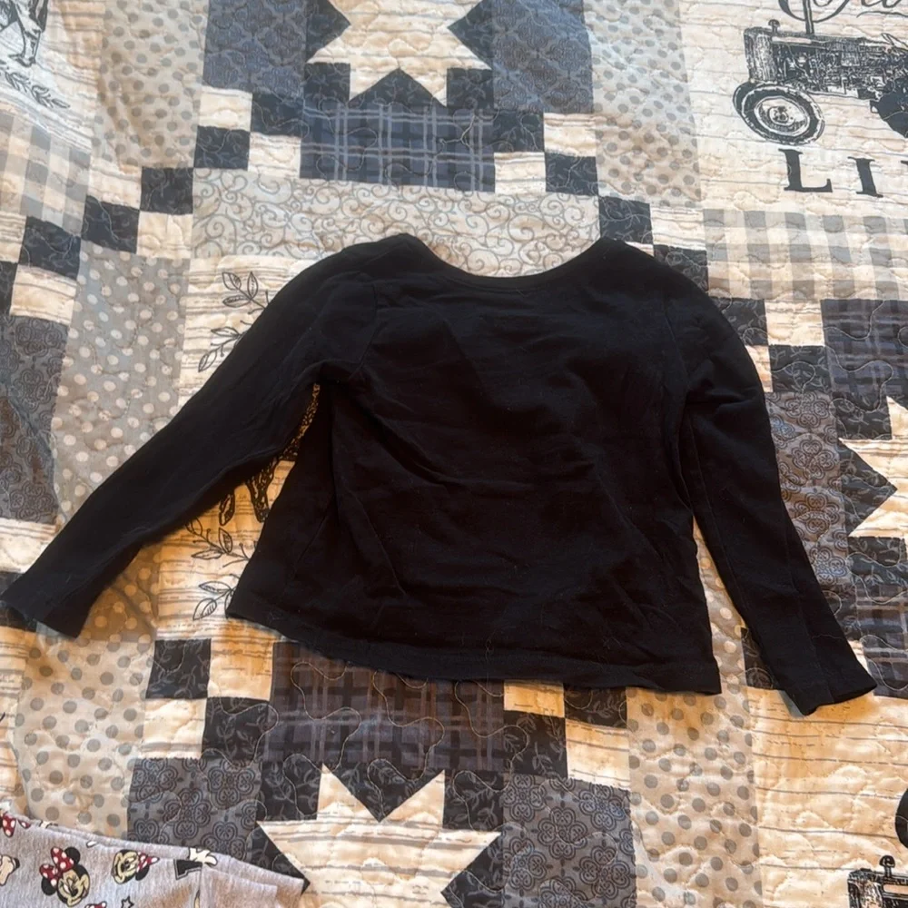 Minnie bottoms with a black shirt